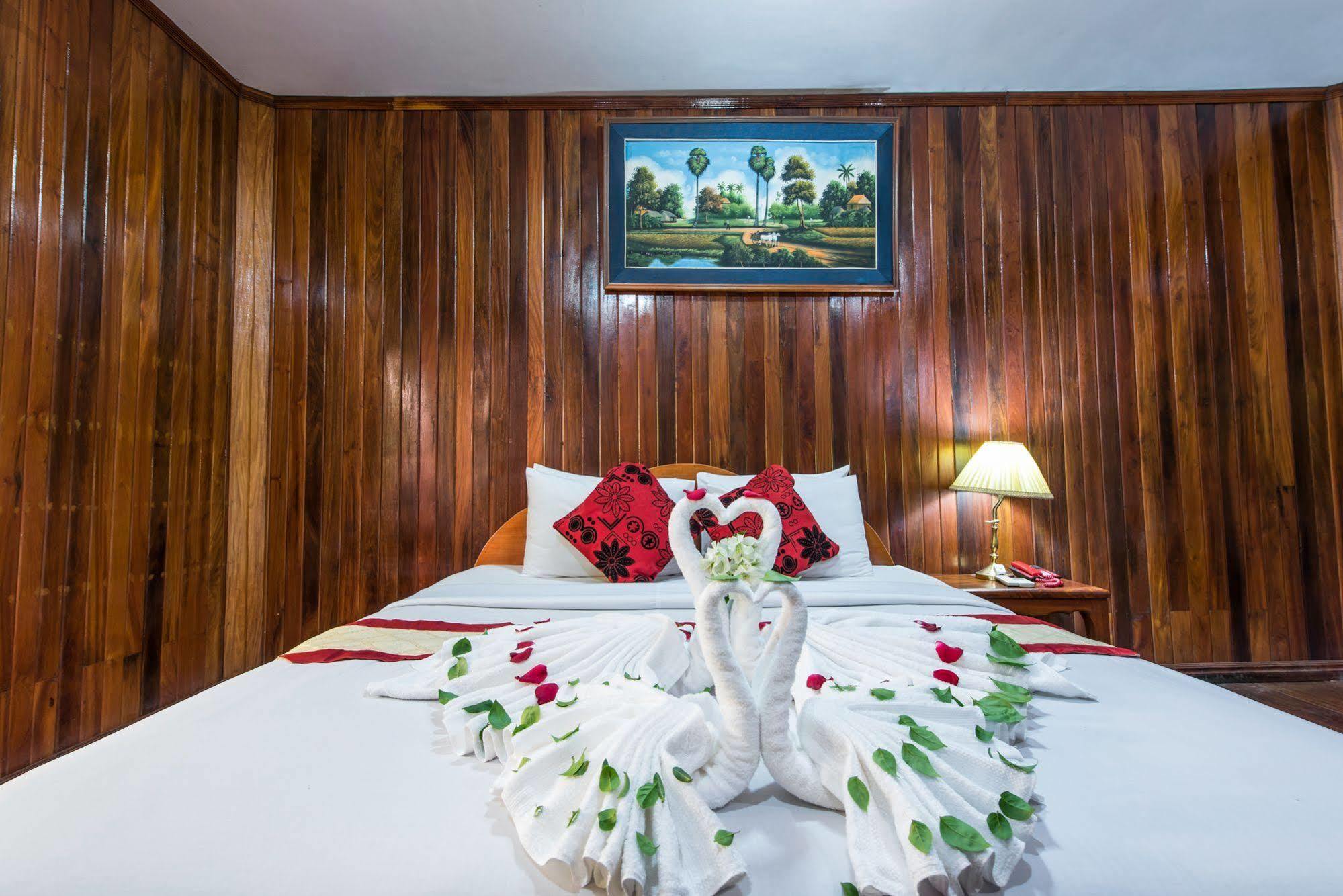 Neak Pean Hotel - Wooden House 暹粒 外观 照片